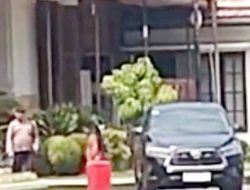 Penyidik KPK Sisir Pendopo Aryo Situbondo dan Bawa Keluar Satu Koper Warna Merah Diduga Barang Bukti