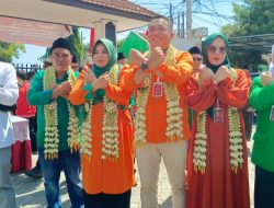 Dapat Dukungan 7 Parpol, Bacabup Rio Patennang dan Mbak Ulfi Resmi Daftar ke KPU Situbondo
