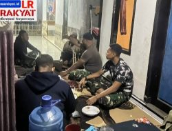 Ditengah Kesibukan, Satgas TMMD Gunakan Waktu Istirahat Untuk Jalin Kedekatan dengan Warga