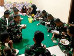 Bersama Satgas TMMD ke 123, Warga Desa Gunosari Gelar Buka Bersama