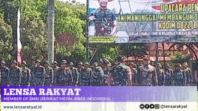 Danramil 0822/01 Kota Hadiri Upacara Penutupan TMMD ke 123 di Alun-alun Kironggo Bondowoso
