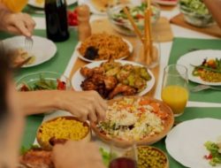 Cara Turunkan Kolestrol dan Penyebab Naiknya Kolestrol Saat Lebaran