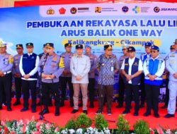 Kapolri Pimpin Pelepasan One Way Nasional Tol Kalikangkung-Cikampek