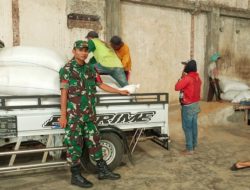 Babinsa Koramil 0822/03 Tegalampel Dampingi Bulog Serap Gabah Guna Tingkatkan Kesejahteraan Petani