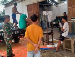 Babinsa Bukor Koramil 0822/05 Wringin Dampingi Petani Serap Gabah Guna Stabilkan Harga