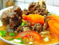 Berikut Ini Resep Sop Iga Sapi Empuk Kuah Bening