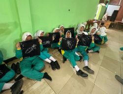 603 Siswa Kolosal Membatik Tulis di Galeri Batik Lintang