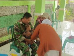 Babinsa Posramil 03 Taman Krocok dan Bidan Desa Bersinergi, Cegah Stunting Lewat Posyandu di Desa Paguan