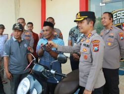 Polres Bondowoso Serahkan Motor ke Pemilik Pasca Tangkap Pelaku
