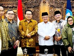 Ketum Firdaus Bersama Pengurus SMSI Pusat Audiensi dengan Mendikdasmen Abdul Mu’ti