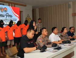 Polrestabes Surabaya Amankan Lima Orang Preman Mengaku Ormas yang Kuasai Lahan Kosong Milik Warga