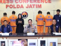 Polda Jatim Amankan 4 Orang Admin dan Anggota Group WA Gay di Surabaya