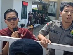 MIRIS,! OKNUM Pihak Kejari SungaiPenuh Diduga Pukul Pendemo