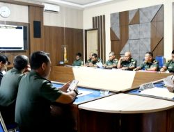 Bersama Jajaran, Danramil 0822/01 Kota Mengikuti Sidang Pangkar UKP dan Jabatan di Makodim 0822 Bondowoso