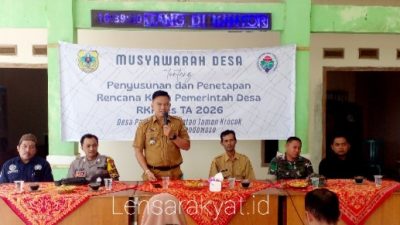 Musdes Penyusunan RKPDes 2026 Desa Paguan, Camat Tamankrocok : Antisipasi Berita Hoaks Jaga Etika Komunikasi & Informasi