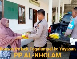 Bansos Sembako Kapolsek Tegalampel untuk Senyum Santri AL-Kholam Desa Tanggulangin