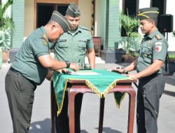 Kepemimpinan Militer di Koramil 01 Bondowoso Berpindah Tangan Dalam Sertijab Khidmat