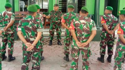 Koramil 0822/01 Bondowoso Gelar Apel Pagi, Danramil Tinjau Kesiapan dan Kedisiplinan Anggota