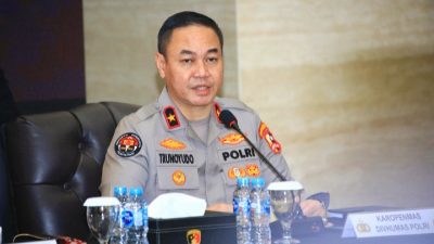 MK Tolak Permohonan Uji Materi Aturan Rangkap Jabatan Anggota Polri