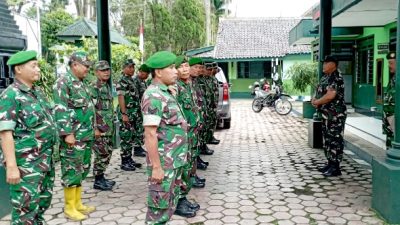 Danramil 0822/01 Bondowoso Pacu Kedisiplinan Dengan Gelar Apel Pagi Perkuat Komitmen Prajurit
