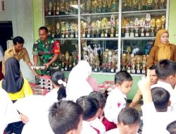Ratusan Siswa SDN Curahdami 01 Nikmati MBG, Belajar Makin Bersemangat dalam Kawalan Babinsa