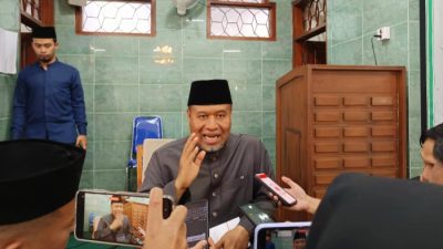 Ramadan Berkah: Ponpes Al-Ishlah Bondowoso Bagikan Zakat ke Ribuan Warga, Targetkan Mustahik Jadi Muzakki