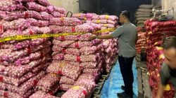 Bareskrim Polri Berhasil Bongkar Penyelundupan 23 Ton Bawang dan Cabai di Pontianak