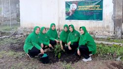 Aksi Nyata Persit Ranting IV Koramil 0822/03 Tegalampel: Hijaukan Lahan Kritis dengan Menanam Puluhan Pohon Alpukat