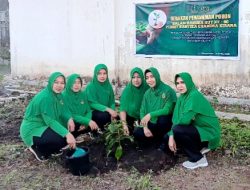 Aksi Nyata Persit Ranting IV Koramil 0822/03 Tegalampel: Hijaukan Lahan Kritis dengan Menanam Puluhan Pohon Alpukat