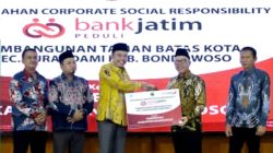 Bupati Bondowoso Terima CSR Taman Batas Kota dari Bank Jatim: Ini Bukan Sekadar Penanda Wilayah!