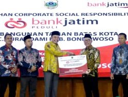 Bupati Bondowoso Terima CSR Taman Batas Kota dari Bank Jatim: Ini Bukan Sekadar Penanda Wilayah!