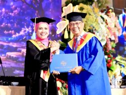 Dari Kursi Ketua DPRD ke Toga Magister: Ahmad Dhafir Sebut Teori Hukum Buat Modal Besar Mengabdi untuk Bangsa