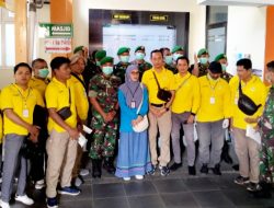Babinsa Koramil 0822/01 Bondowoso Kawal Ketat Bakti Sosial MOW di RSUD dr. H. Koesnadi