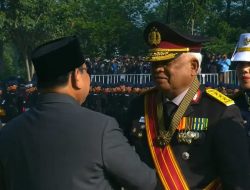 Dewan Pertimbangan SMSI Pusat Taufiequrachman Ruki Terima Bintang Kehormatan dari Presiden Prabowo pada Hari Bhayangkara ke-80