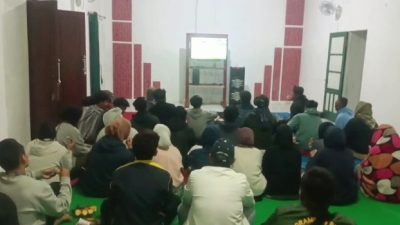 Nobar di Makoramil, Danramil Pujer: ‘Kami Hadir Bukan Hanya untuk Perang, Tapi Juga untuk Tawa Bersama’