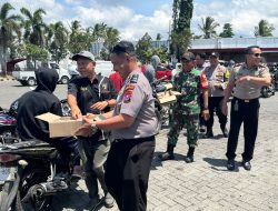 Kapolres Bondowoso Instruksikan Personel Bagikan Air Minum, Cegah Dehidrasi Pengantri BBM