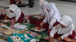 Peduli Gizi Anak Bangsa, SPPG Curahpoh Manjakan Ratusan Siswa SDN Penambangan 1 dengan Makan Gratis