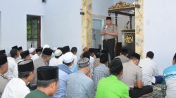 Kapolres Bondowoso Jumat Keliling ke Tegalampel, Ajak Warga Waspada Narkoba hingga Manfaatkan Call Center 110