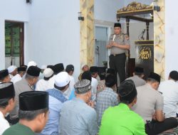 Kapolres Bondowoso Jumat Keliling ke Tegalampel, Ajak Warga Waspada Narkoba hingga Manfaatkan Call Center 110