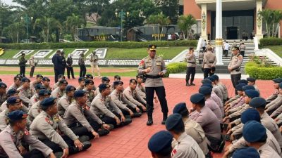 Polri Terjunkan 200 Personel Brimob dan 10 Personel Bareskrim Tangani Karhutla di Kalimantan