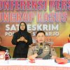 Polresta Sidoarjo Ungkap Penipuan Online Libatkan WNA Vietnam